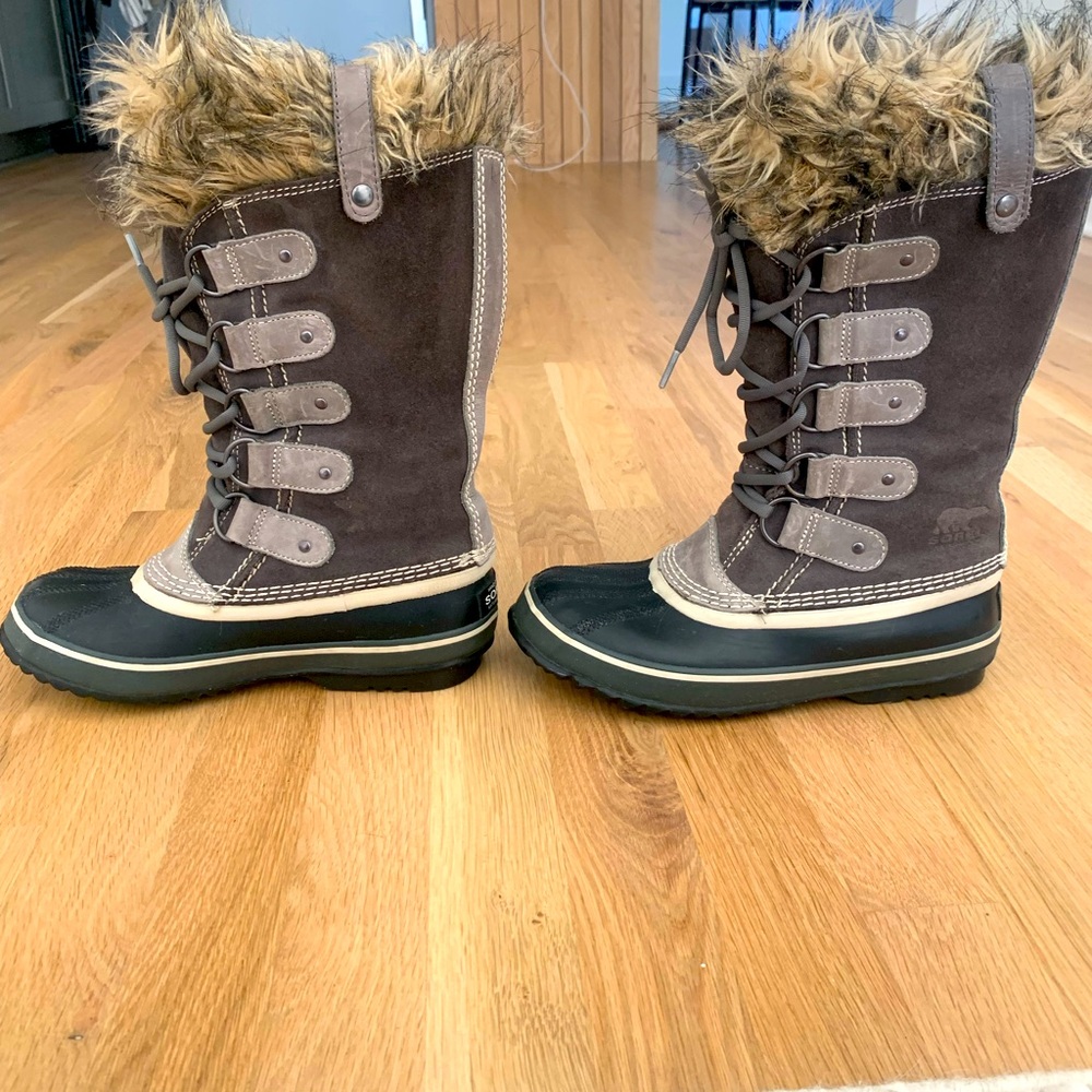 JOAN OF ARCTIC™ WOMEN'S WATERPROOF BOOT
